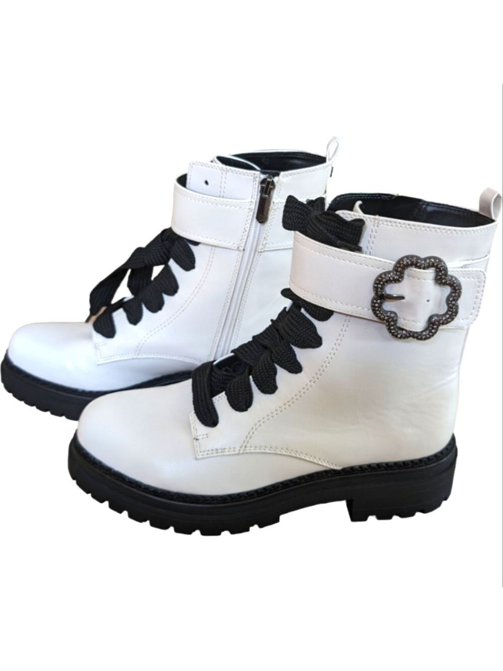 Sam & Libby Samantha Embellished Combat Boots White Size 9.5 NWOT
